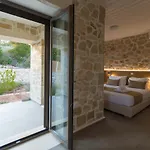 Twin Vila Katomerion